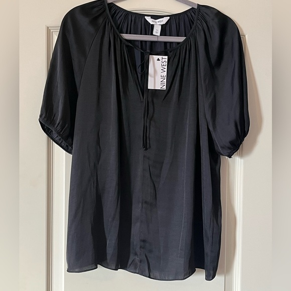 NWT Nine West Rich Black Polyester Blouse Women’s Size Medium - Picture 1 of 14
